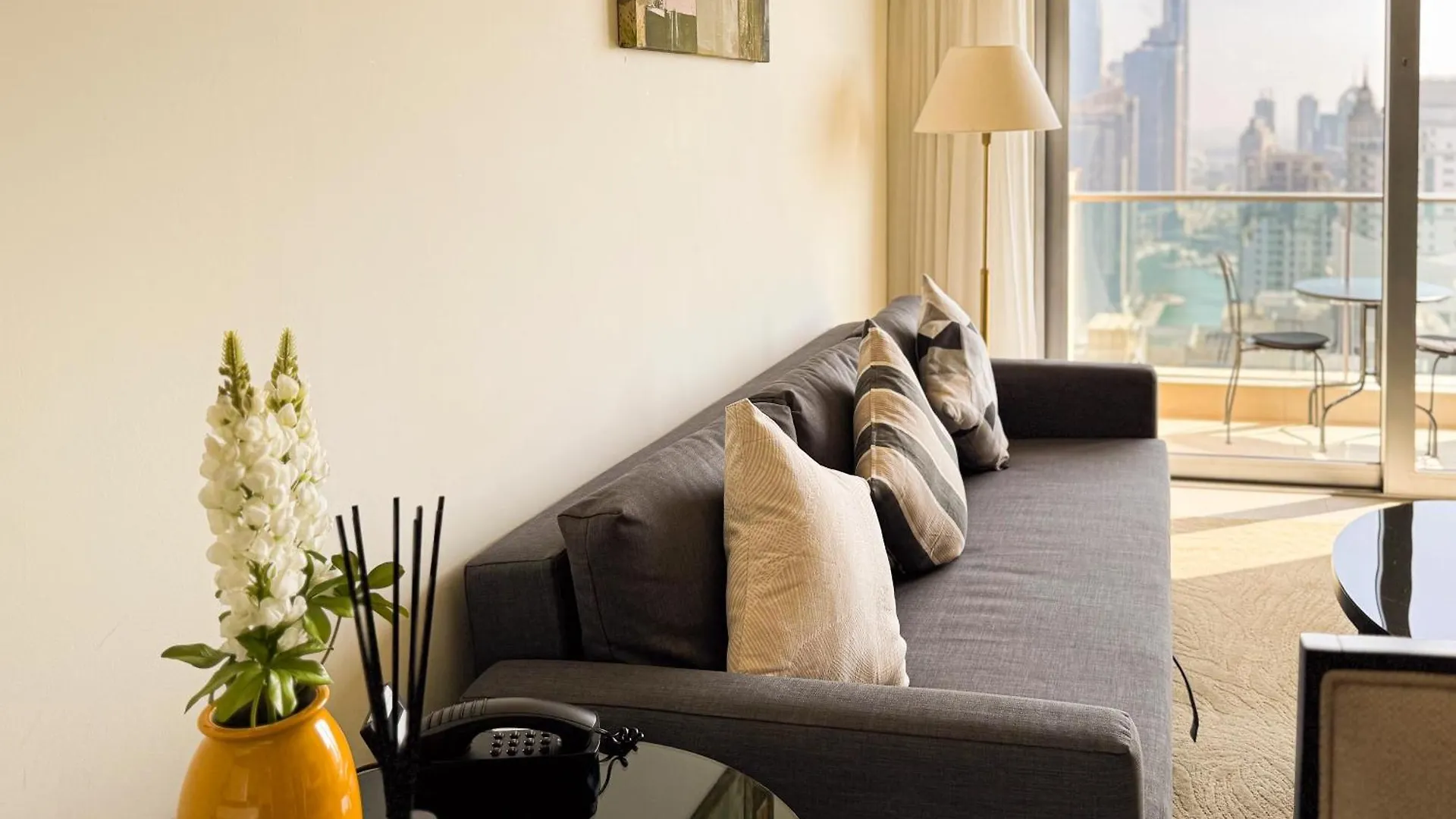 Jw Marriott Marina Residences With Amazing View And Direct Mall Access Dubai Apartment