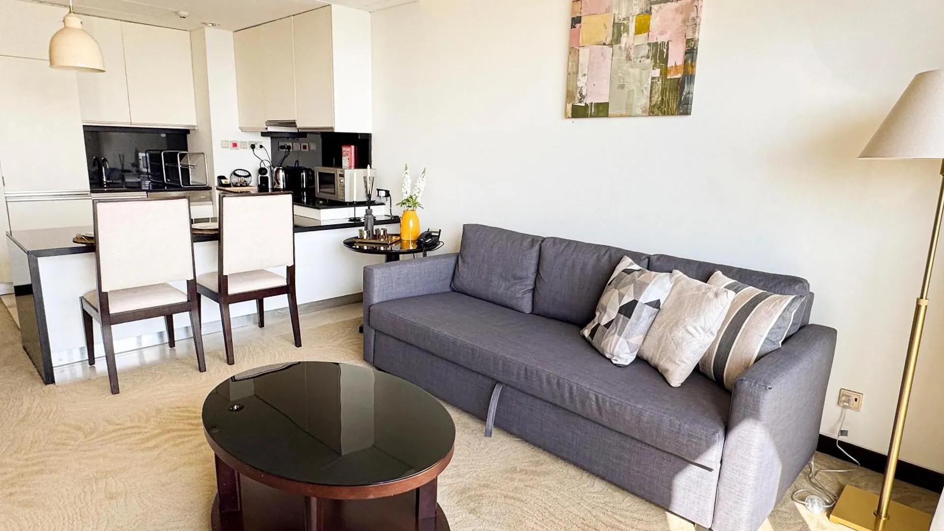 Jw Marriott Marina Residences With Amazing View And Direct Mall Access Dubai Apartment