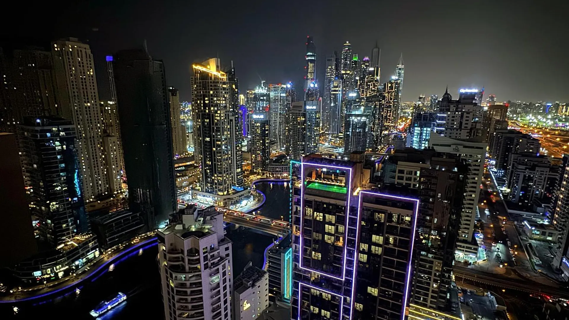 Jw Marriott Marina Residences With Amazing View And Direct Mall Access Dubai Apartment