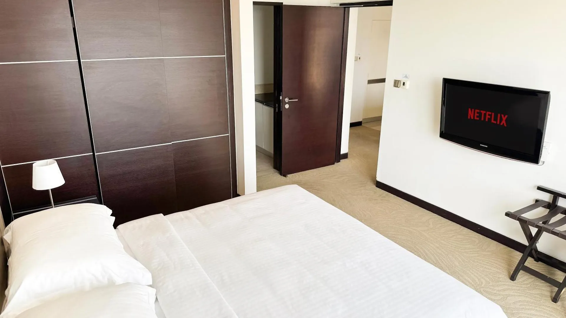 Jw Marriott Marina Residences With Amazing View And Direct Mall Access Dubai
